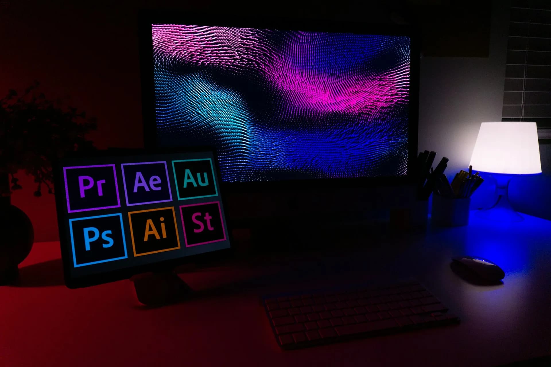 Diseñador trabajando en una animación de motion graphics en pantalla